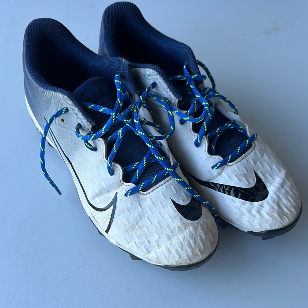 Nike White and Navy Softball Shoes